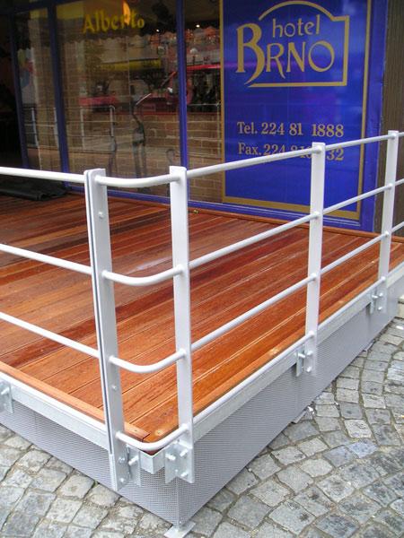Kliknutím zavřete okno